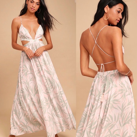 Lulus Dresses & Skirts - Lulu’s blush pink print maxi dress EUC medium